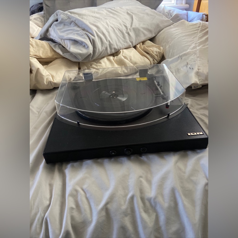 Ion Bluetooth record player, used one time!